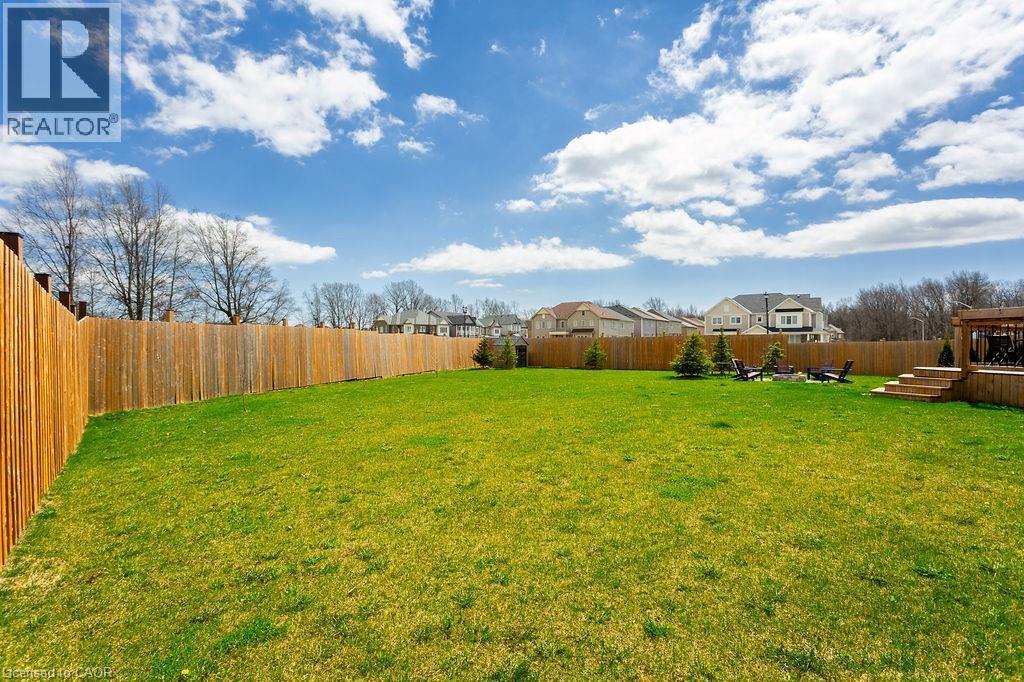 7776 Tupelo Crescent, Niagara Falls, Ontario  L2H 3R8 - Photo 9 - 40721316