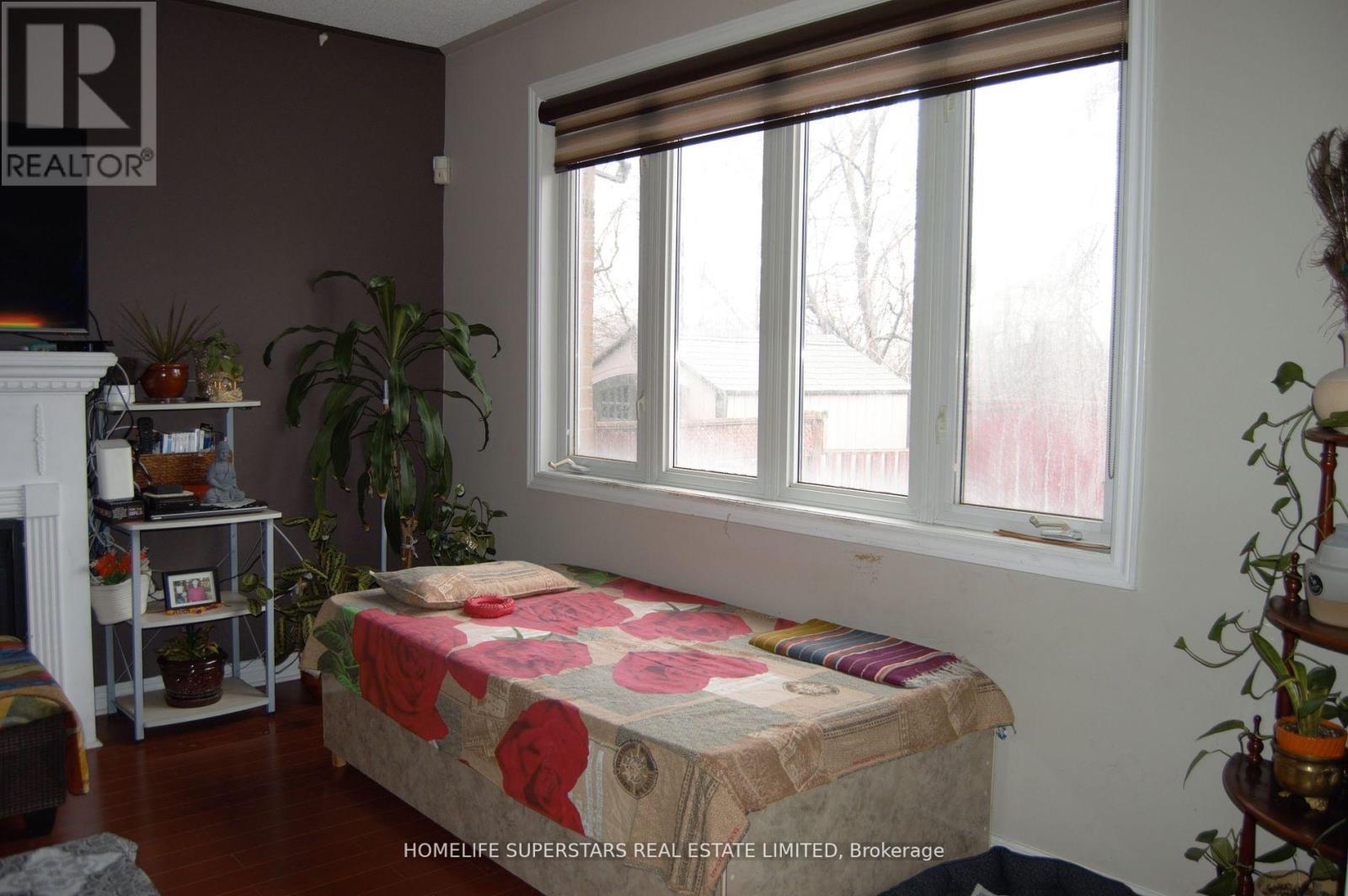 Property at 44 YORK STREET W image 5
