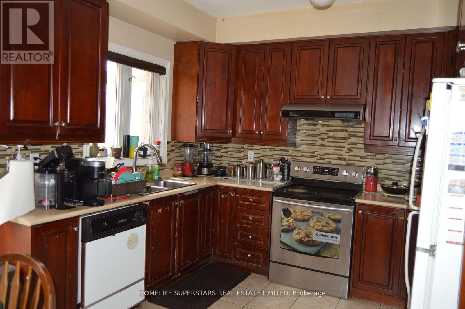 44 York Street W, Mississauga, Ontario  L4T 1E7 - Photo 7 - W12358442