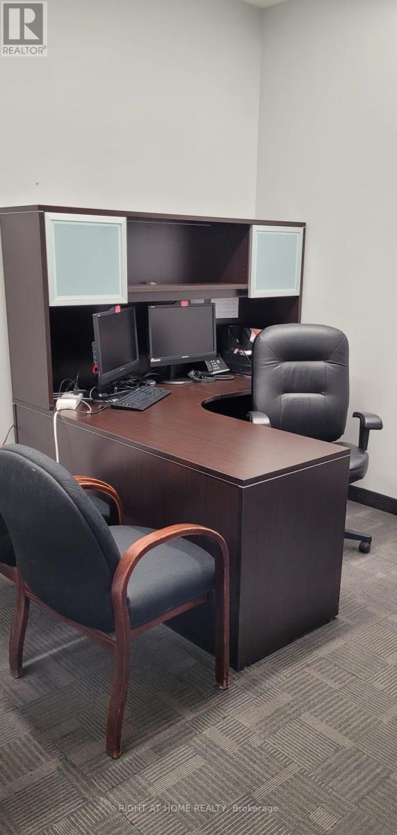 OFFICE B - 300 SUPERTEST ROAD, Toronto, Ontario