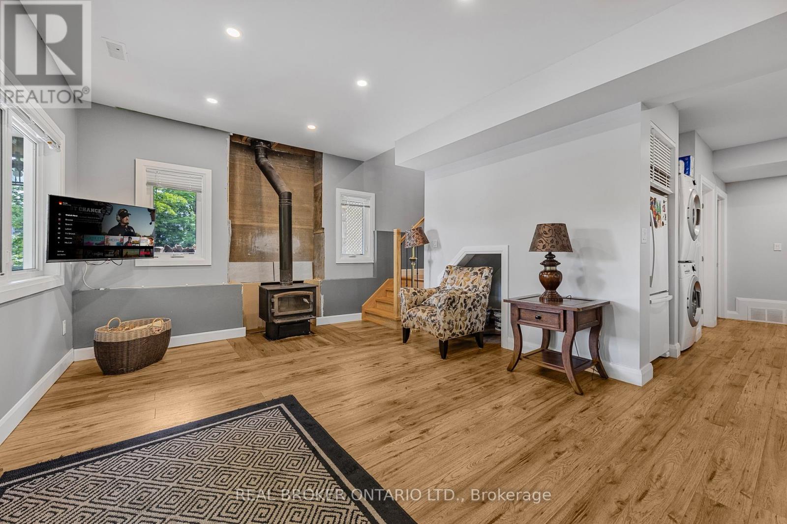 1 Mckowen Road, Mckellar, Ontario  P0G 1C0 - Photo 15 - X12358438