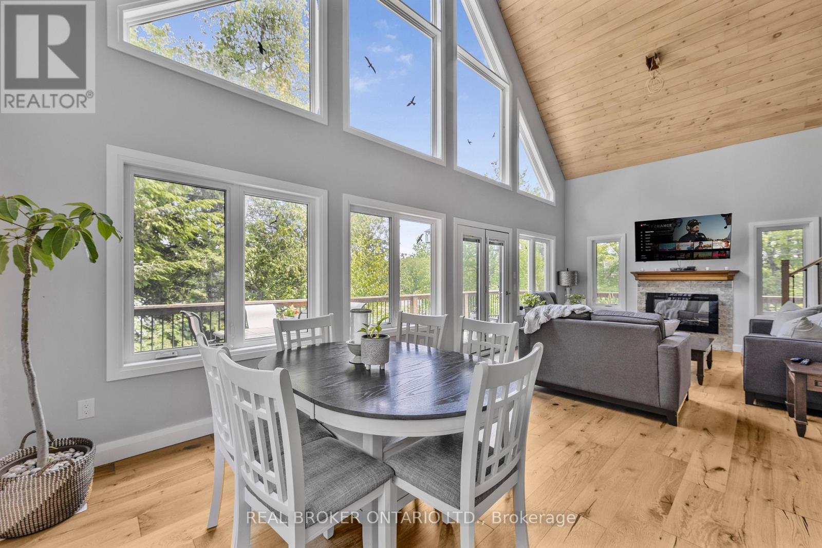 1 Mckowen Road, Mckellar, Ontario  P0G 1C0 - Photo 5 - X12358438