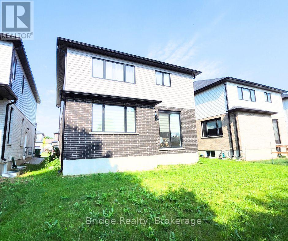 20 Welch Court, St. Thomas, Ontario  N5R 0M2 - Photo 32 - X12358468