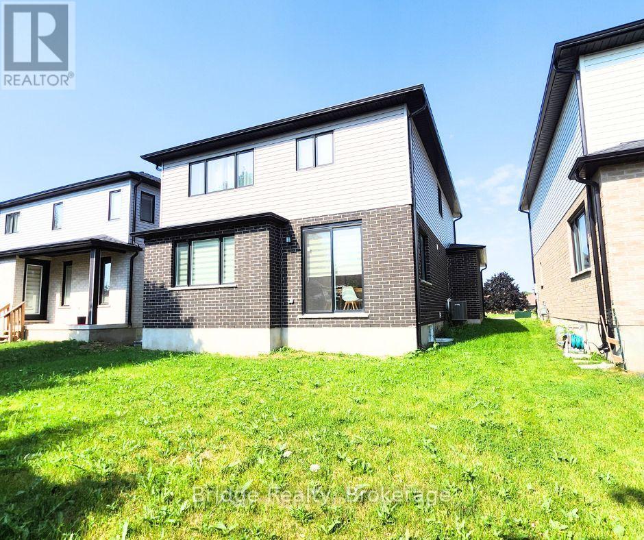 20 Welch Court, St. Thomas, Ontario  N5R 0M2 - Photo 33 - X12358468