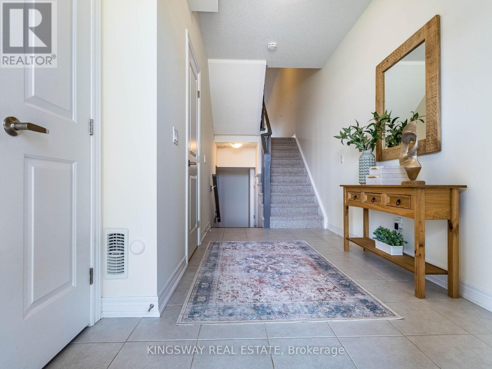 2 - 279 Skinner Road, Hamilton, Ontario  L8B 1W5 - Photo 4 - X12358467