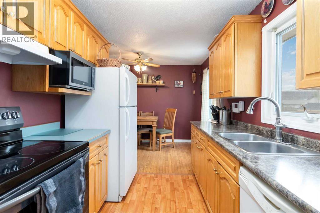 15 Centennial Drive, Fort Mcmurray, Alberta  T9H 1H9 - Photo 9 - A2221884