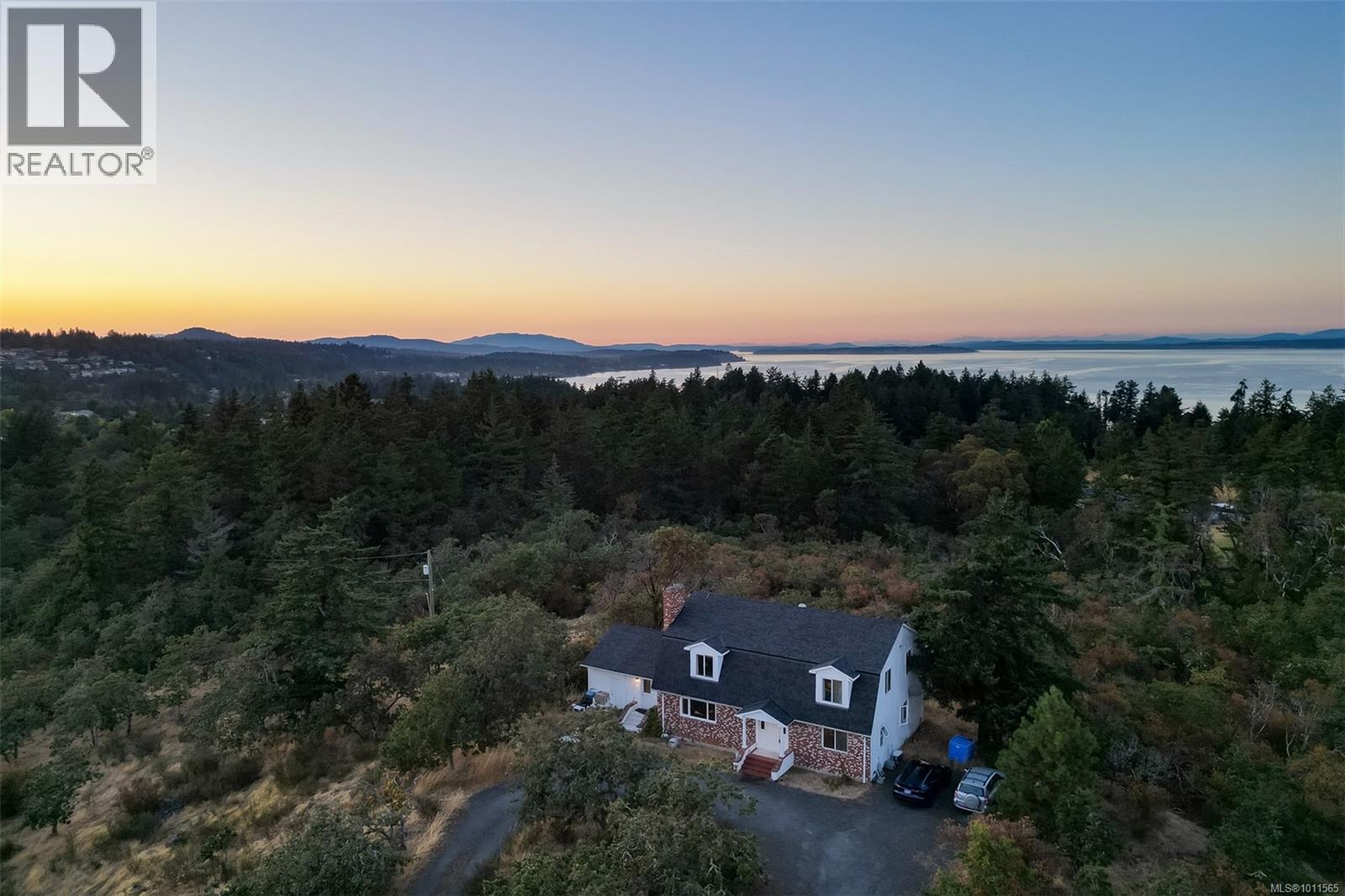 4589 Blenkinsop Rd, Saanich, British Columbia