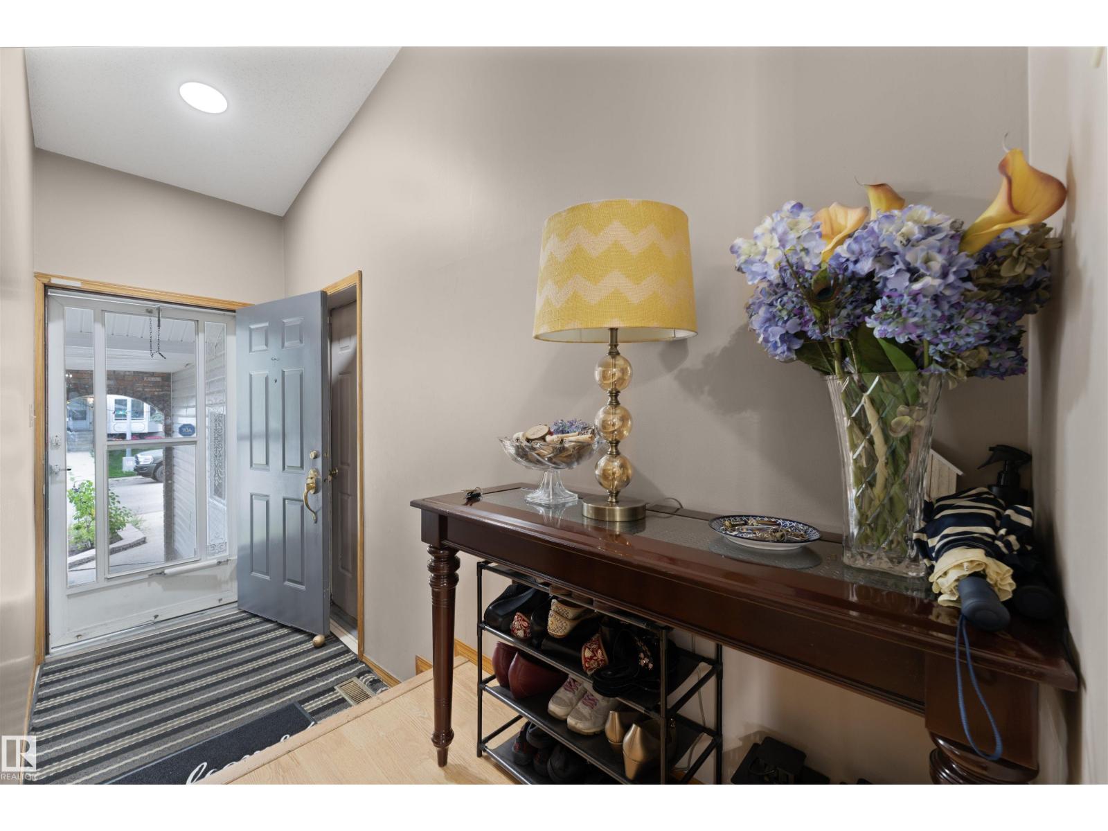 4231 32 Av Nw, Edmonton, Alberta  T6L 3W5 - Photo 5 - E4454190