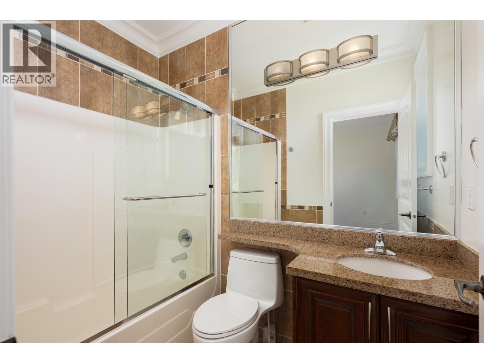 7451 Bates Road, Richmond, British Columbia  V7A 1C8 - Photo 25 - R3032924