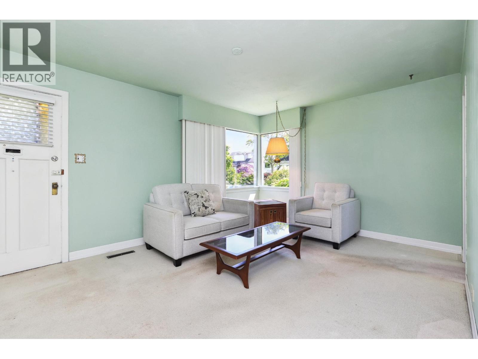 Property at 4805 INVERNESS STREET image 3