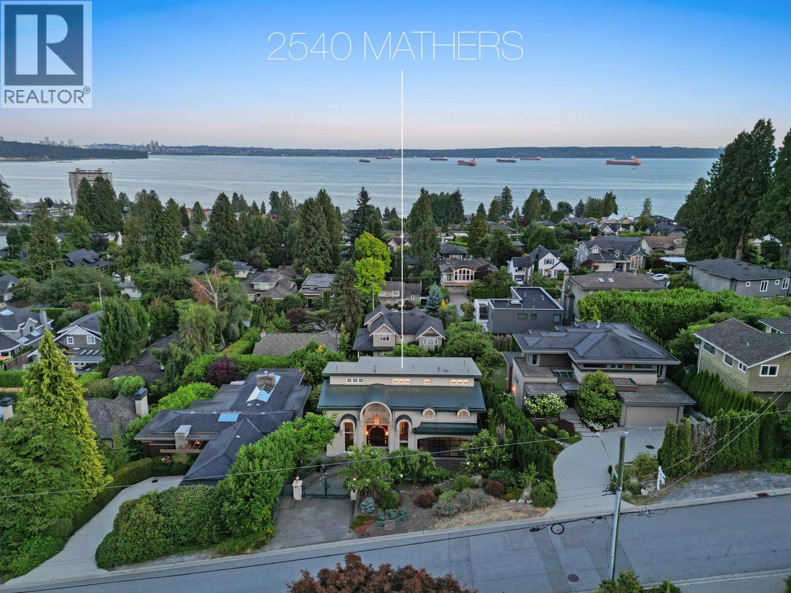 Property at 2540 MATHERS AVENUE image 4