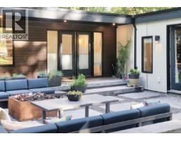 4657 Amblewood Dr Broadmead