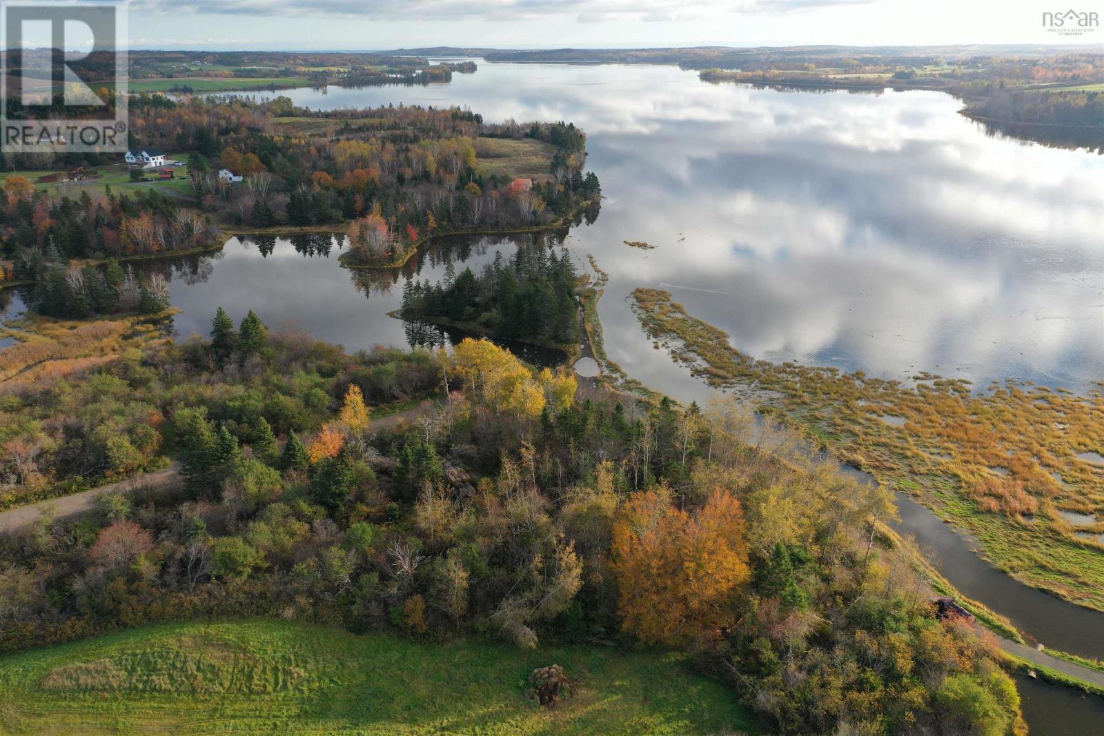 Property at Lot 3 Landing Cove image 3