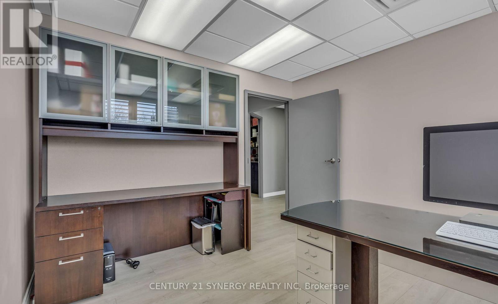 106 - 99 Holland Avenue, Ottawa, Ontario  K1Y 0Y1 - Photo 11 - X12358489