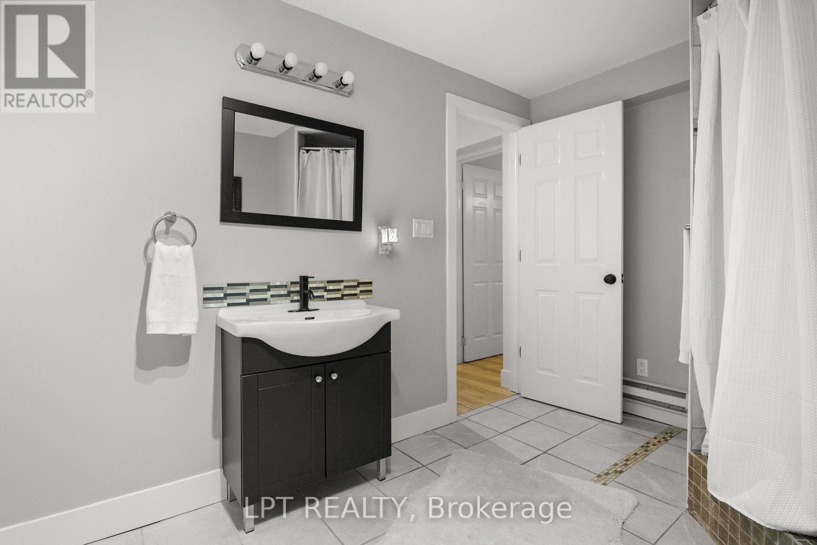656 Kitley 3 Line, Elizabethtown-Kitley, Ontario  K0G 1G0 - Photo 32 - X12358542