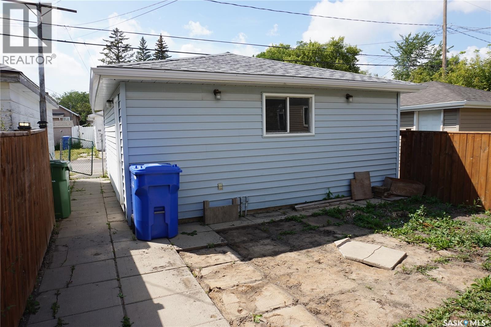 2230 Mcara Street, Regina, Saskatchewan  S4N 2W1 - Photo 26 - SK016361