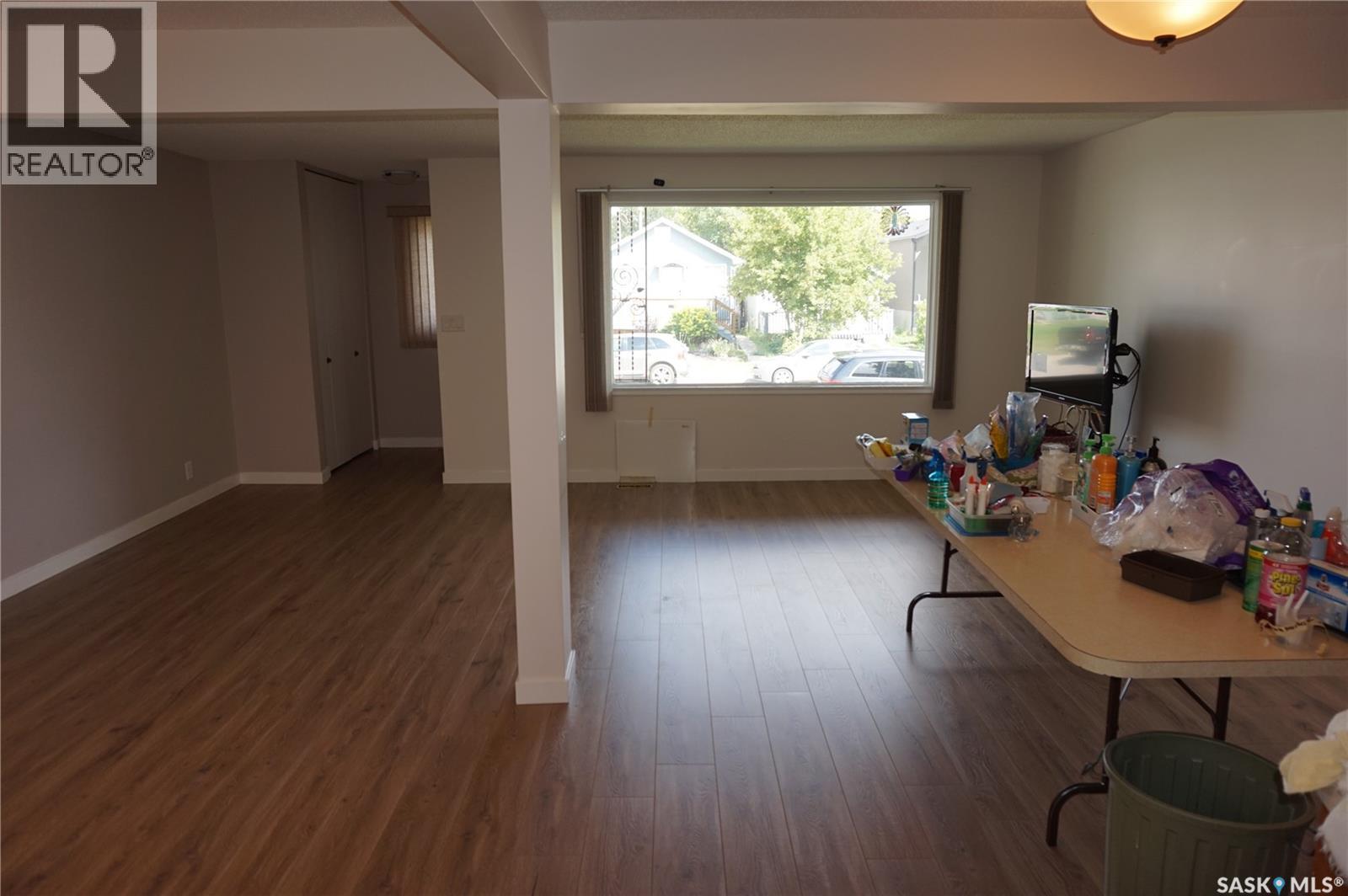 2230 Mcara Street, Regina, Saskatchewan  S4N 2W1 - Photo 3 - SK016361