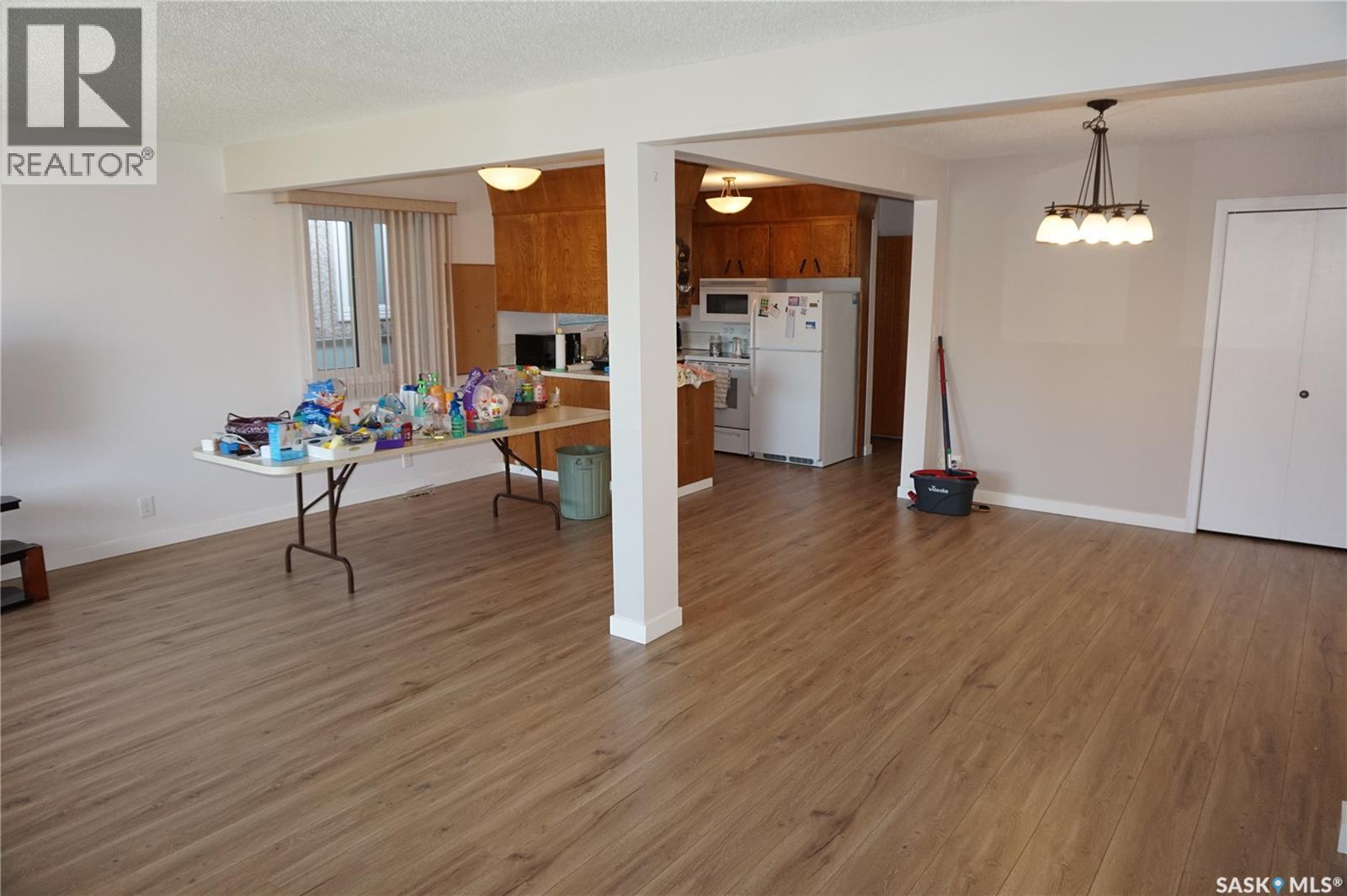 2230 Mcara Street, Regina, Saskatchewan  S4N 2W1 - Photo 5 - SK016361