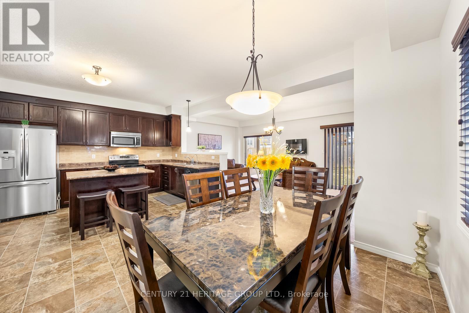 382 Woodbine Avenue, Kitchener, Ontario  N2R 0A9 - Photo 13 - X12358521