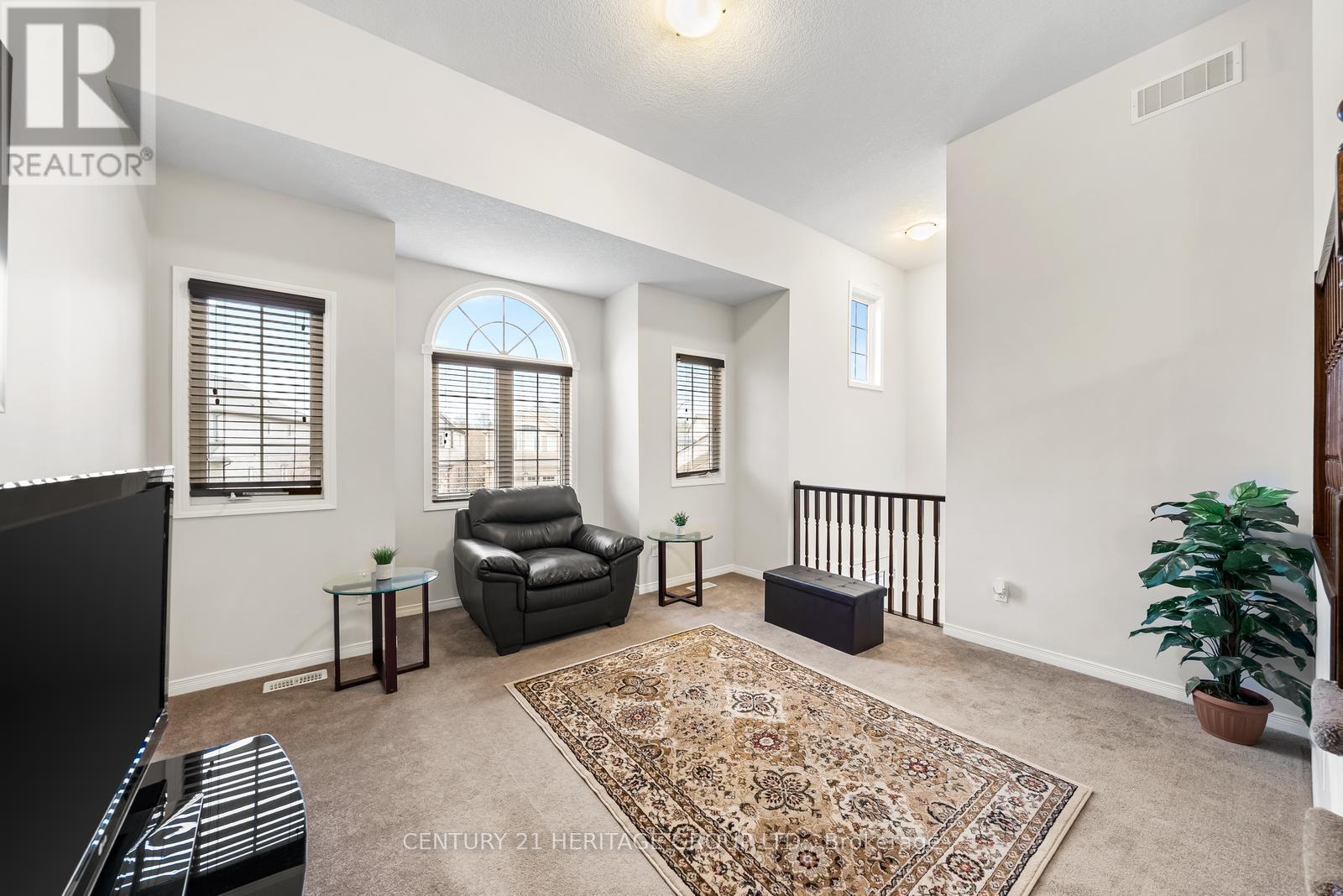 382 Woodbine Avenue, Kitchener, Ontario  N2R 0A9 - Photo 19 - X12358521