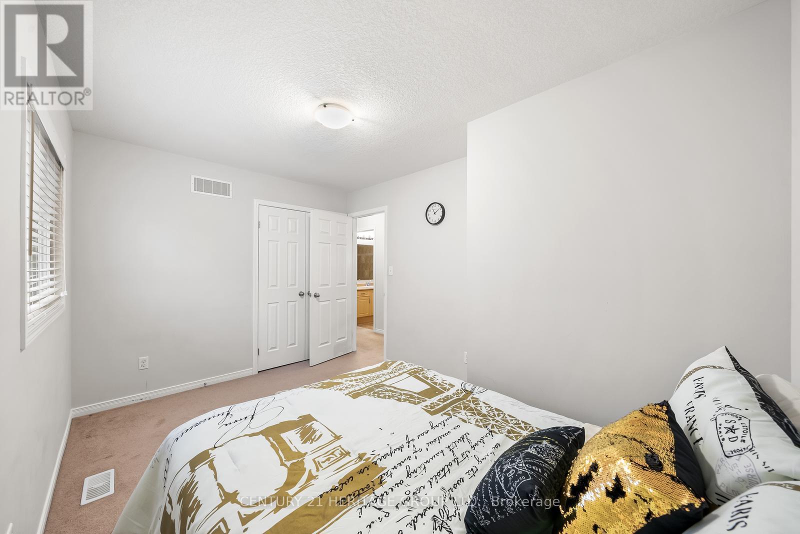 382 Woodbine Avenue, Kitchener, Ontario  N2R 0A9 - Photo 26 - X12358521