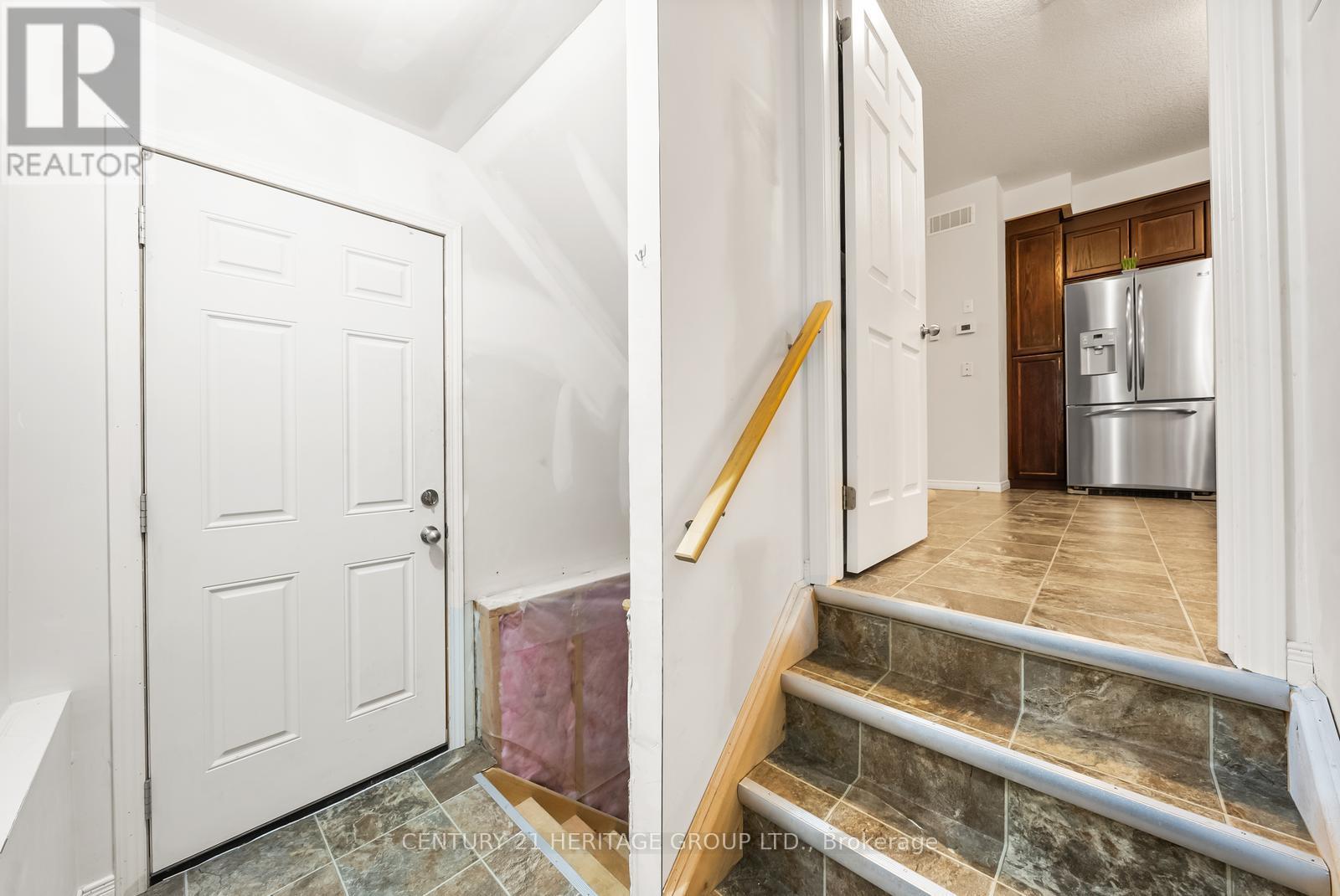 382 Woodbine Avenue, Kitchener, Ontario  N2R 0A9 - Photo 36 - X12358521