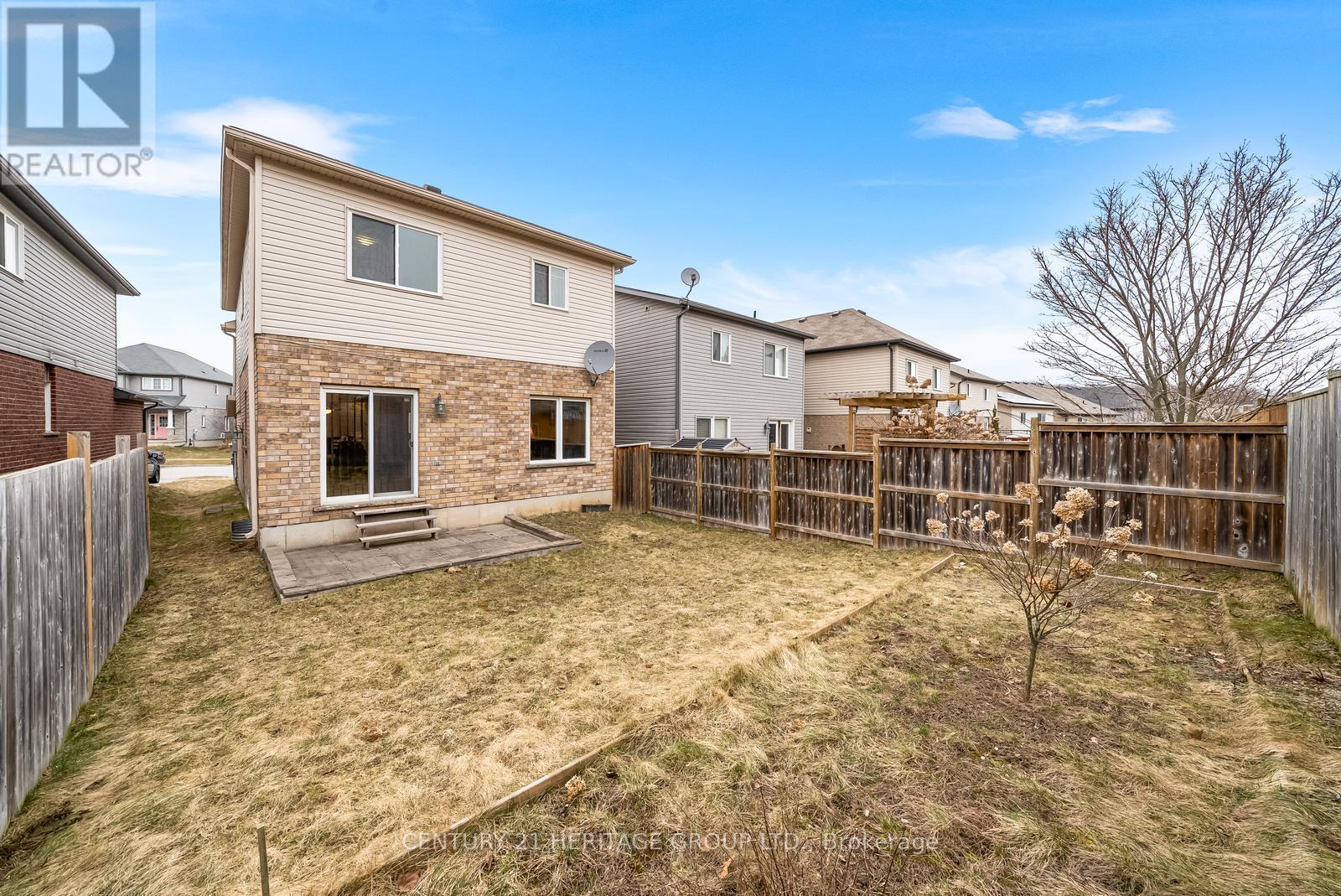 382 Woodbine Avenue, Kitchener, Ontario  N2R 0A9 - Photo 39 - X12358521