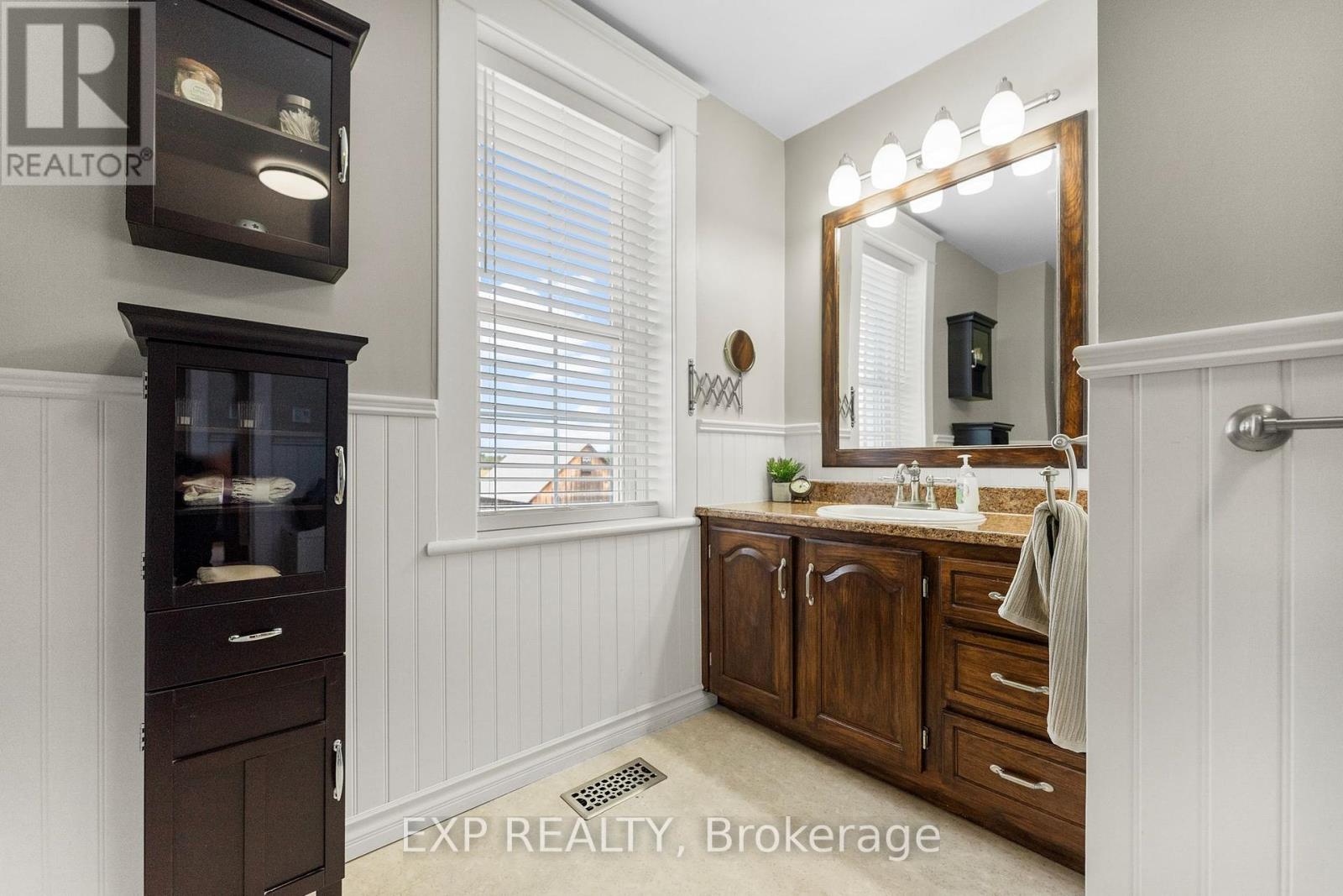 1382 Lochwinnoch Road, Horton, Ontario  K7V 3Z4 - Photo 34 - X12358575