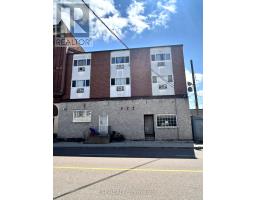 19 RENFREW AVENUE W, Renfrew, Ontario