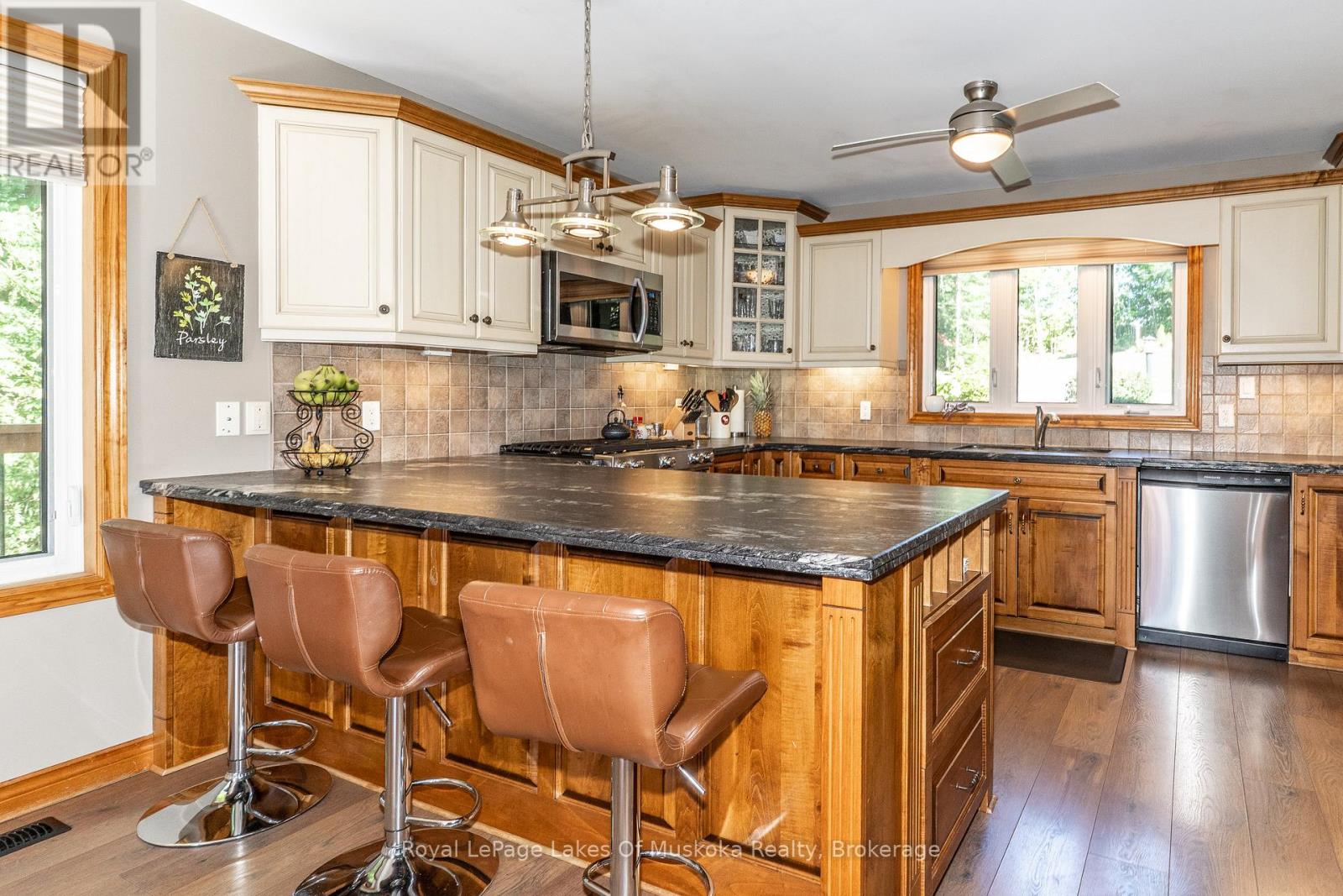 16 - 1023 Carlo Enterprise Road, Muskoka Lakes, Ontario  P0B 1M0 - Photo 14 - X12358571