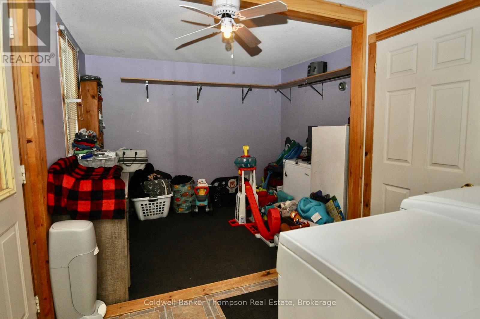 31 Hutcheson Beach Road, Huntsville, Ontario  P1H 1N4 - Photo 14 - X12358572