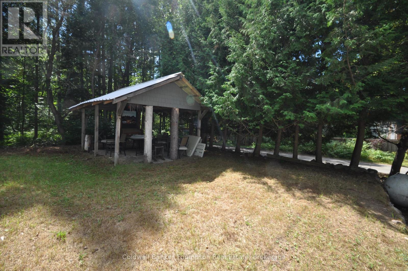31 Hutcheson Beach Road, Huntsville, Ontario  P1H 1N4 - Photo 30 - X12358572
