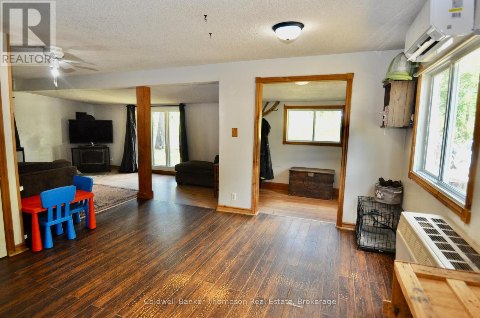 31 Hutcheson Beach Road, Huntsville, Ontario  P1H 1N4 - Photo 8 - X12358572