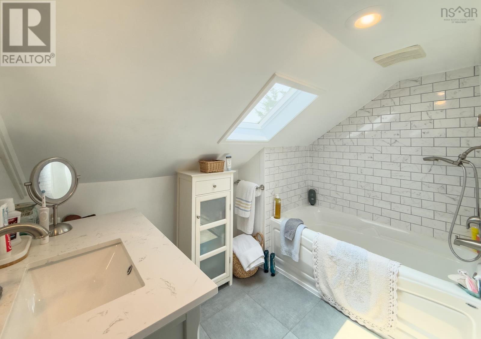 4 Market Street, Yarmouth, Nova Scotia  B5A 4R5 - Photo 45 - 202521347