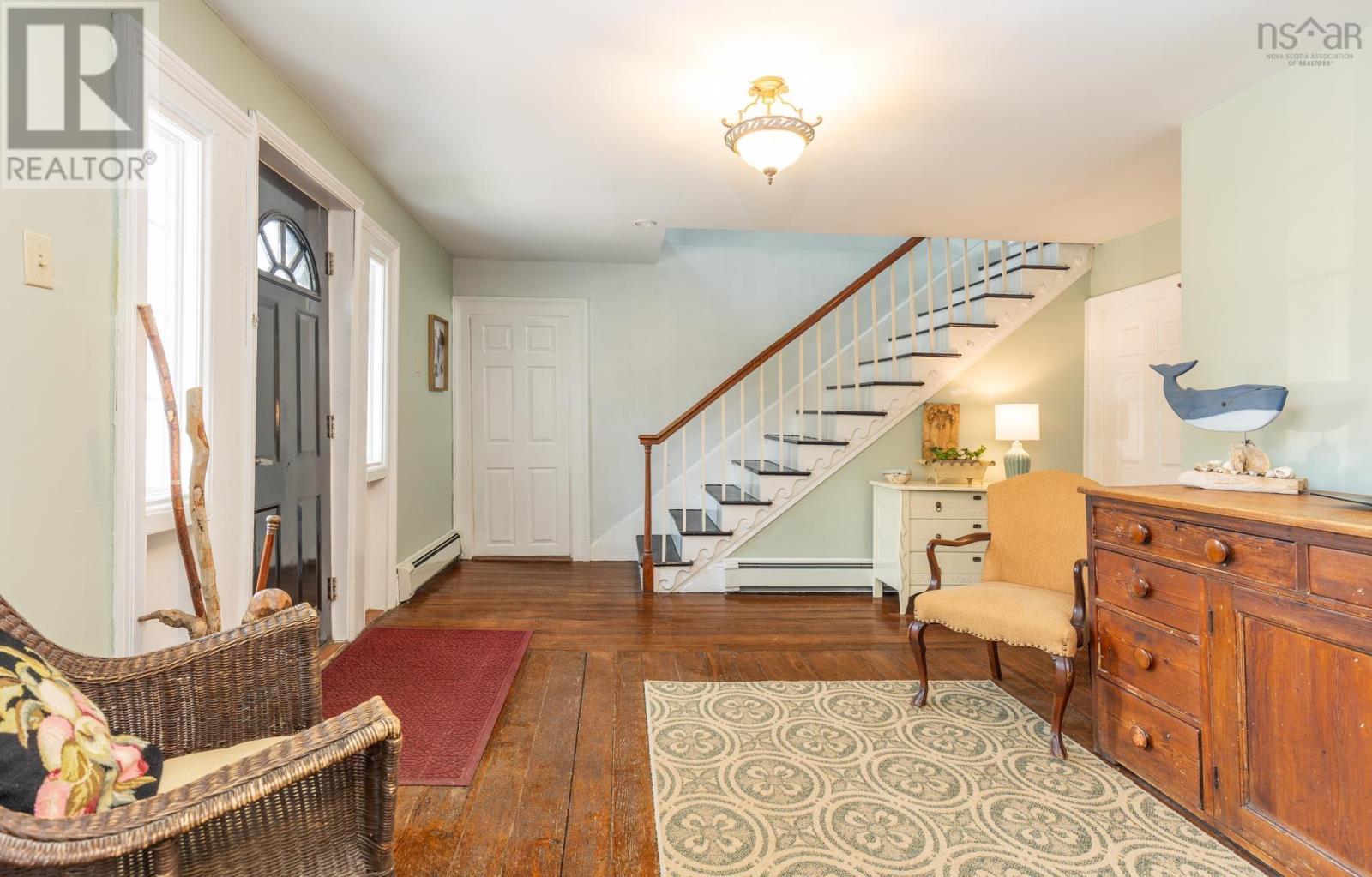 4 Market Street, Yarmouth, Nova Scotia  B5A 4R5 - Photo 5 - 202521347