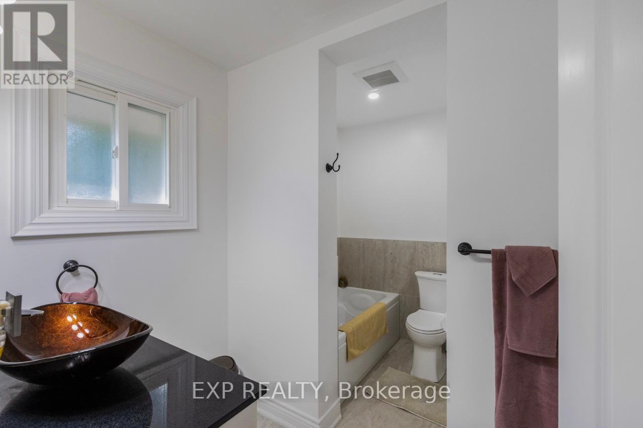 87 Tutela Heights Road, Brant, Ontario  N3T 1A4 - Photo 20 - X12358564
