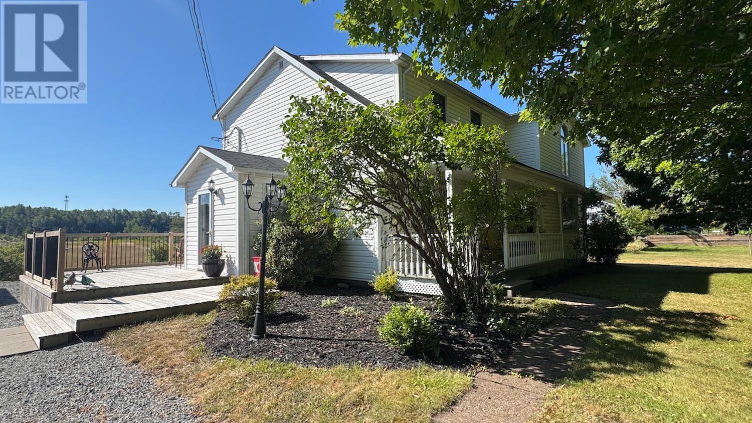 489 Salmon River Road, Valley, Nova Scotia  B6L 4E7 - Photo 2 - 202514894
