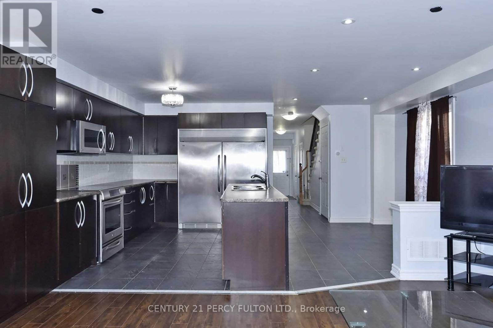 Property at 65 ALDONSCHOOL COURT image 3