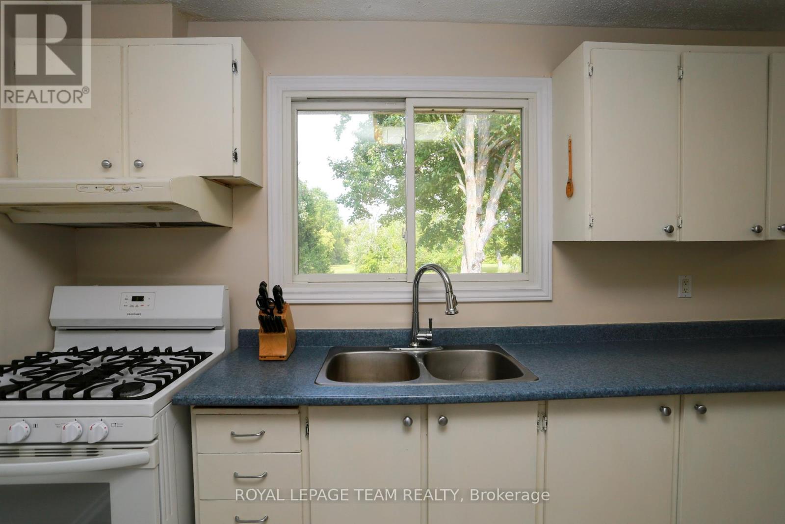 82 Maitland Street S, Ottawa, Ontario  K0A 2Z0 - Photo 13 - X12345582