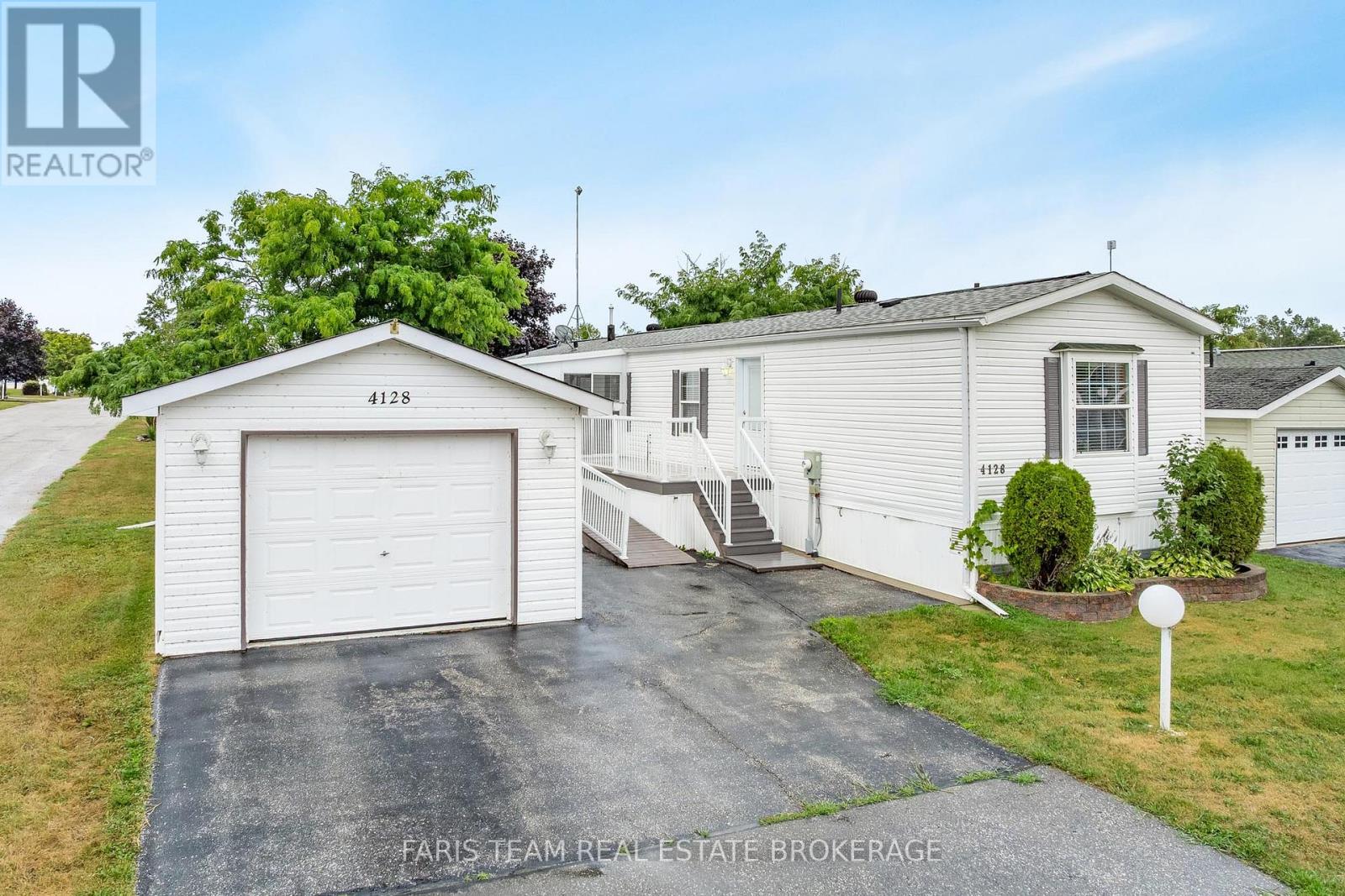4128 HAINES STREET, Severn, Ontario