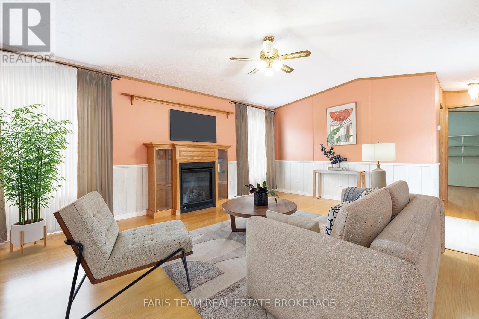 4128 Haines Street, Severn, Ontario  L3V 6H4 - Photo 13 - S12358586