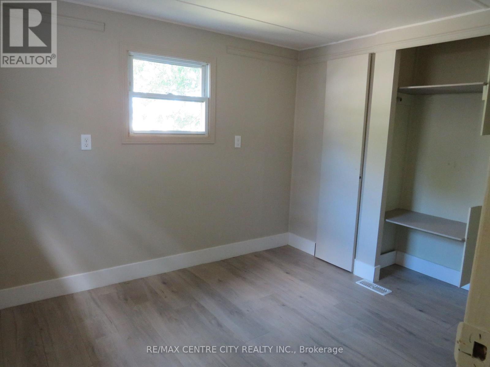 120 - 2189 Dundas Street E, London East, Ontario  N5V 1H3 - Photo 18 - X12358620
