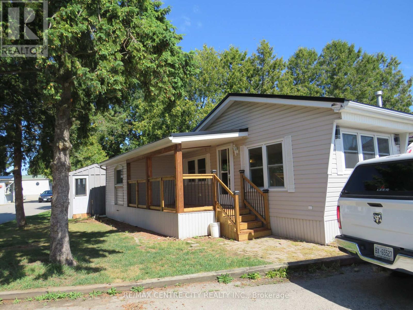 120 - 2189 Dundas Street E, London East, Ontario  N5V 1H3 - Photo 21 - X12358620