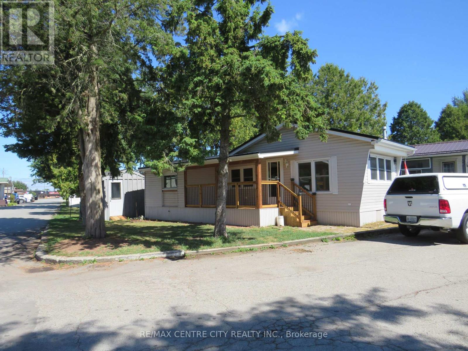 120 - 2189 Dundas Street E, London East, Ontario  N5V 1H3 - Photo 25 - X12358620