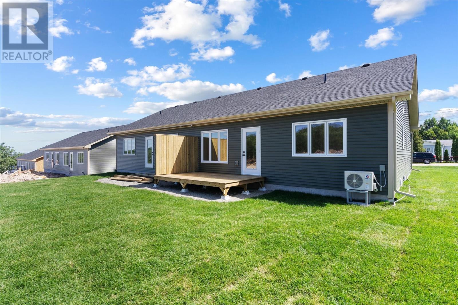 26 Forest Road, Gambo, Newfoundland & Labrador  A0G 1T0 - Photo 5 - 1289547