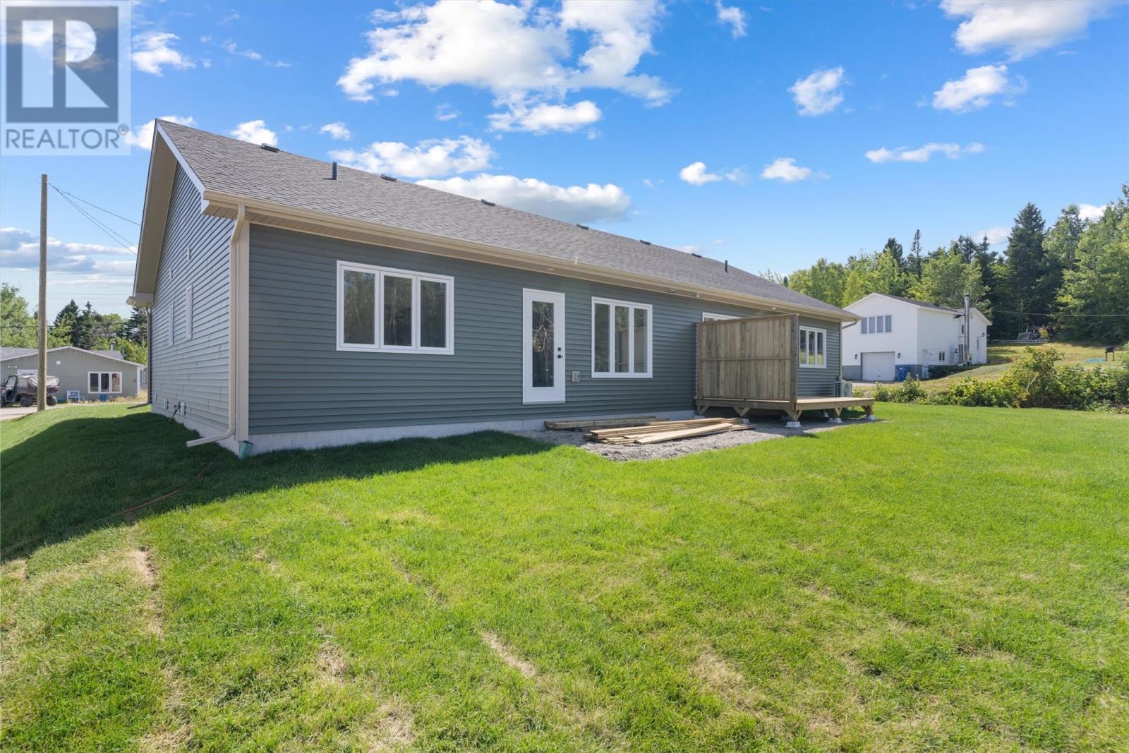 24 Forest Road, Gambo, Newfoundland & Labrador  A0G 1T0 - Photo 7 - 1289546