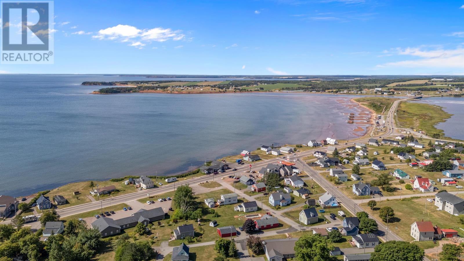 45 Main Street, Souris, Prince Edward Island  C0A 2B0 - Photo 1 - 202520748