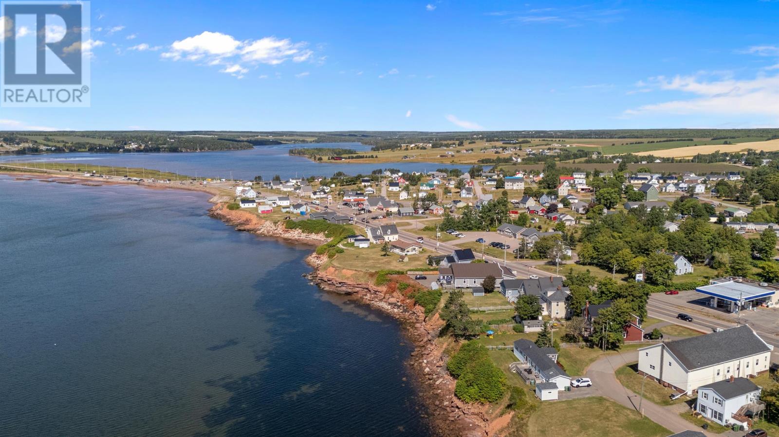 45 Main Street, Souris, Prince Edward Island  C0A 2B0 - Photo 14 - 202520748