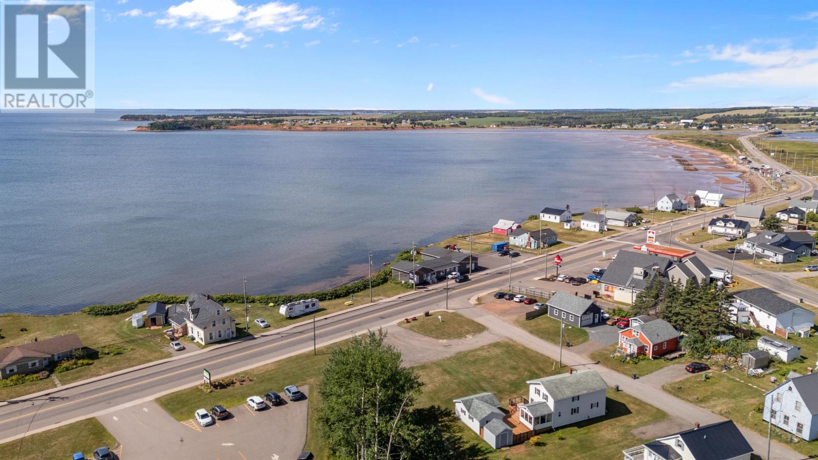 45 Main Street, Souris, Prince Edward Island  C0A 2B0 - Photo 11 - 202520748
