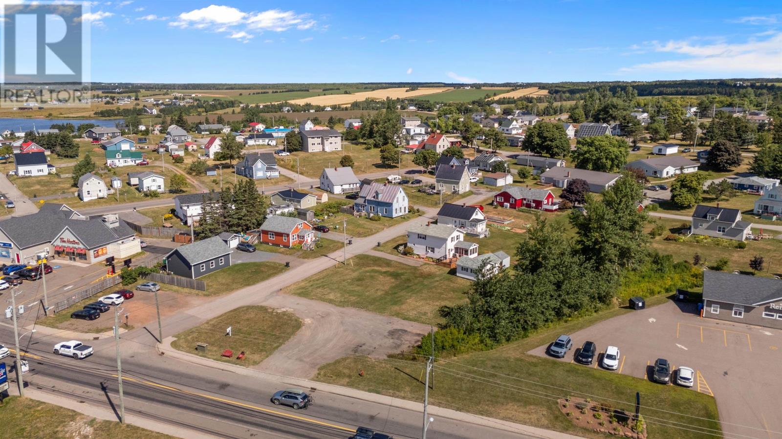 45 Main Street, Souris, Prince Edward Island  C0A 2B0 - Photo 16 - 202520748